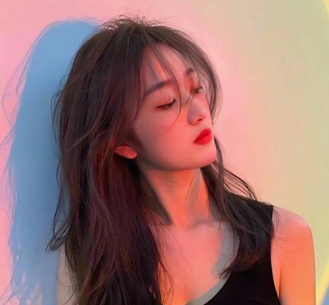 了不起的曹萱萱